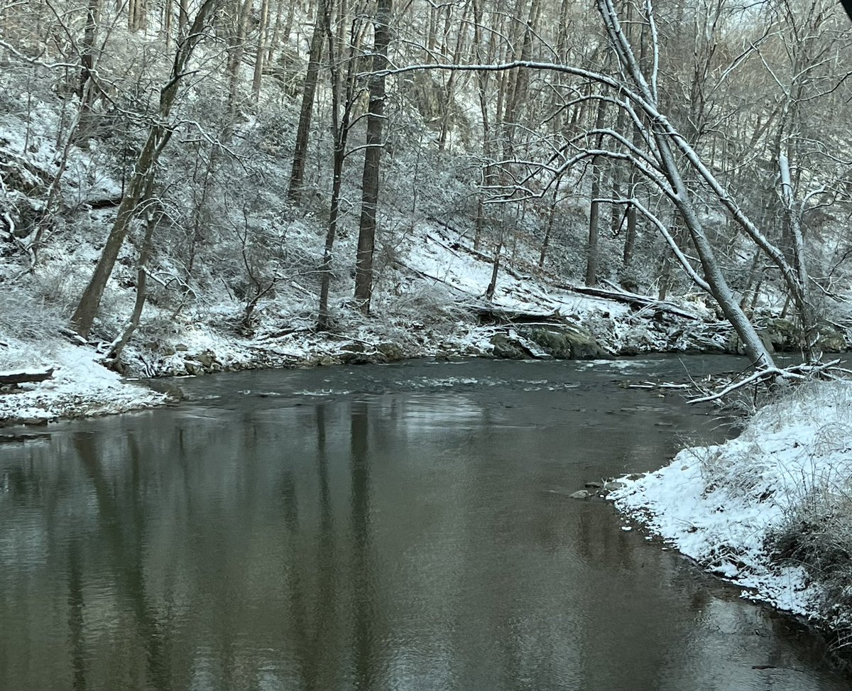 Daisijayne's tweet photo. ❄️ Couple of beautiful snow shots from last weekend at 🌲 #RocksStatePark @MarylandDNR @MDStateParks https://t.co/VVMvRPJSV7