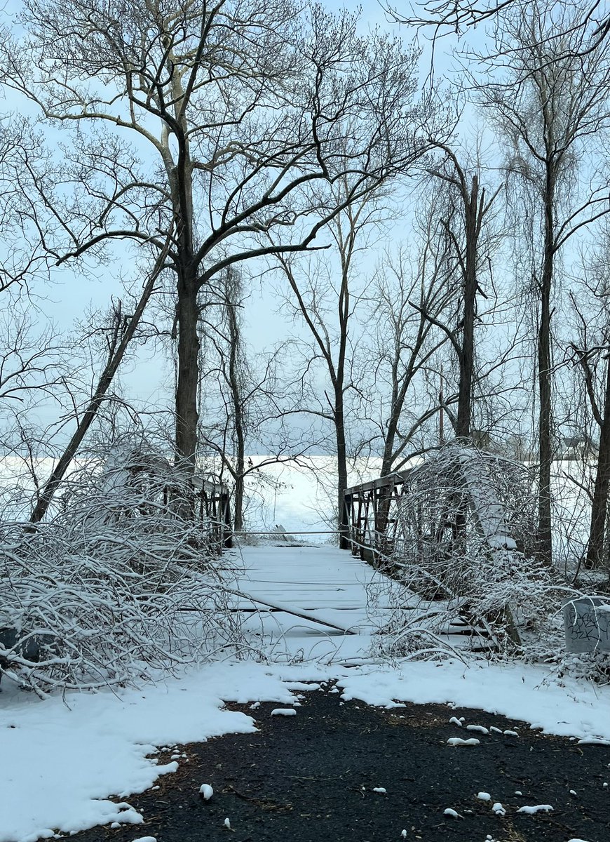 Daisijayne's tweet photo. ❄️ Couple of beautiful snow shots from last weekend at 🌲 #RocksStatePark @MarylandDNR @MDStateParks https://t.co/VVMvRPJSV7
