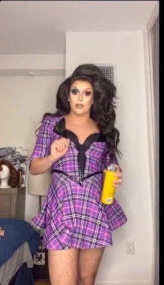 janlovebot's tweet photo. Daya finally respecting Jasmine and speaking positively of her? Something feels off this episode.. #DragRace https://t.co/WLyLA4kfrZ