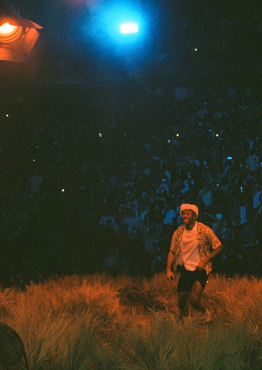 RETR0000's tweet photo. @tylerthecreator
Retroisarebel on Instagram 
#callmeifyougetlost at MSG. https://t.co/kJCXmfsCDf
