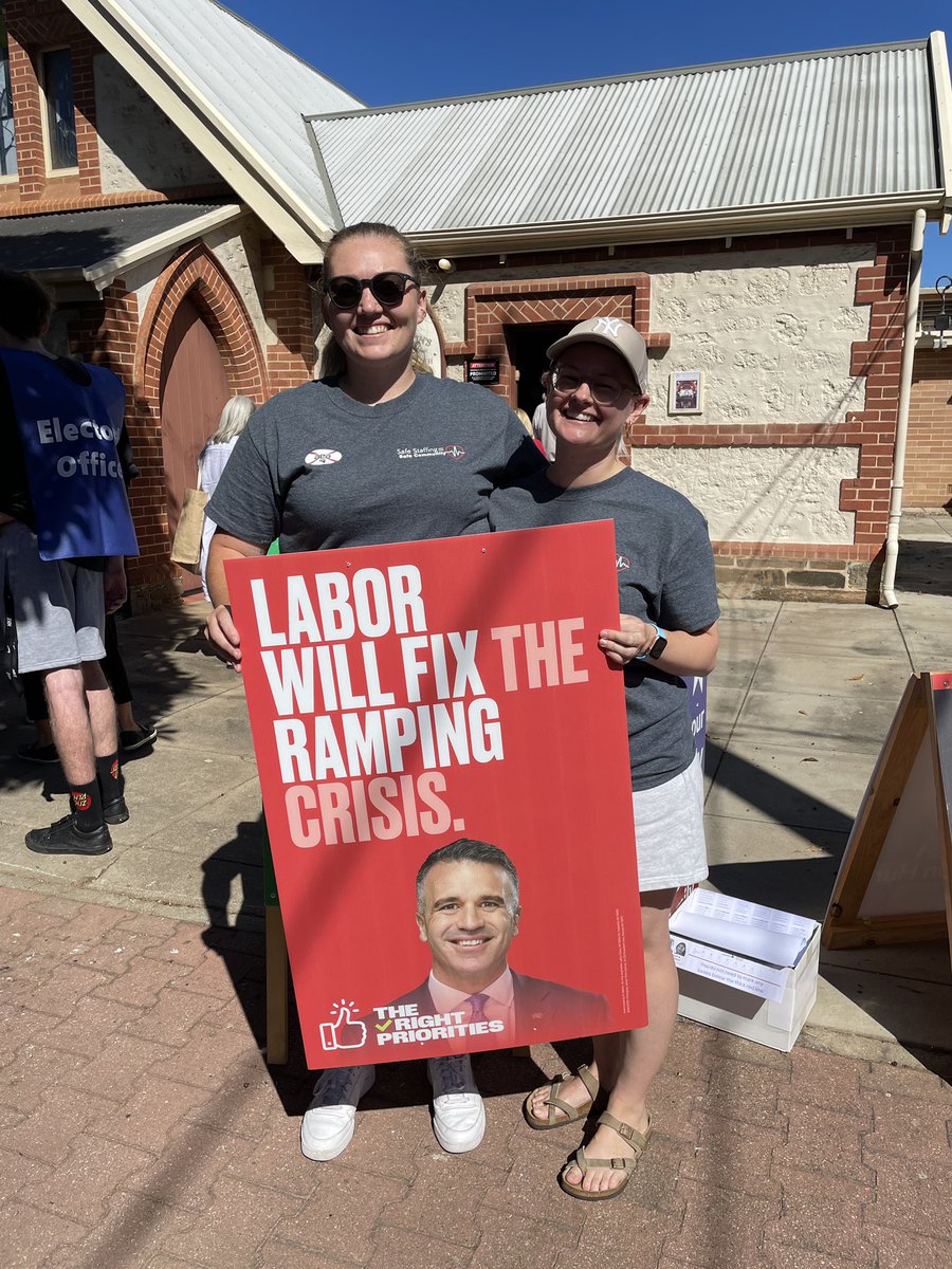 ParaSleepHealth's tweet photo. Have never been more excited to cast a vote 🗳 #VoteLikeYourLifeDependsOnIt #IStandWithOurAmbos #IStandWithAsh #saparli @92Ash_ https://t.co/4MbeTgtdbQ