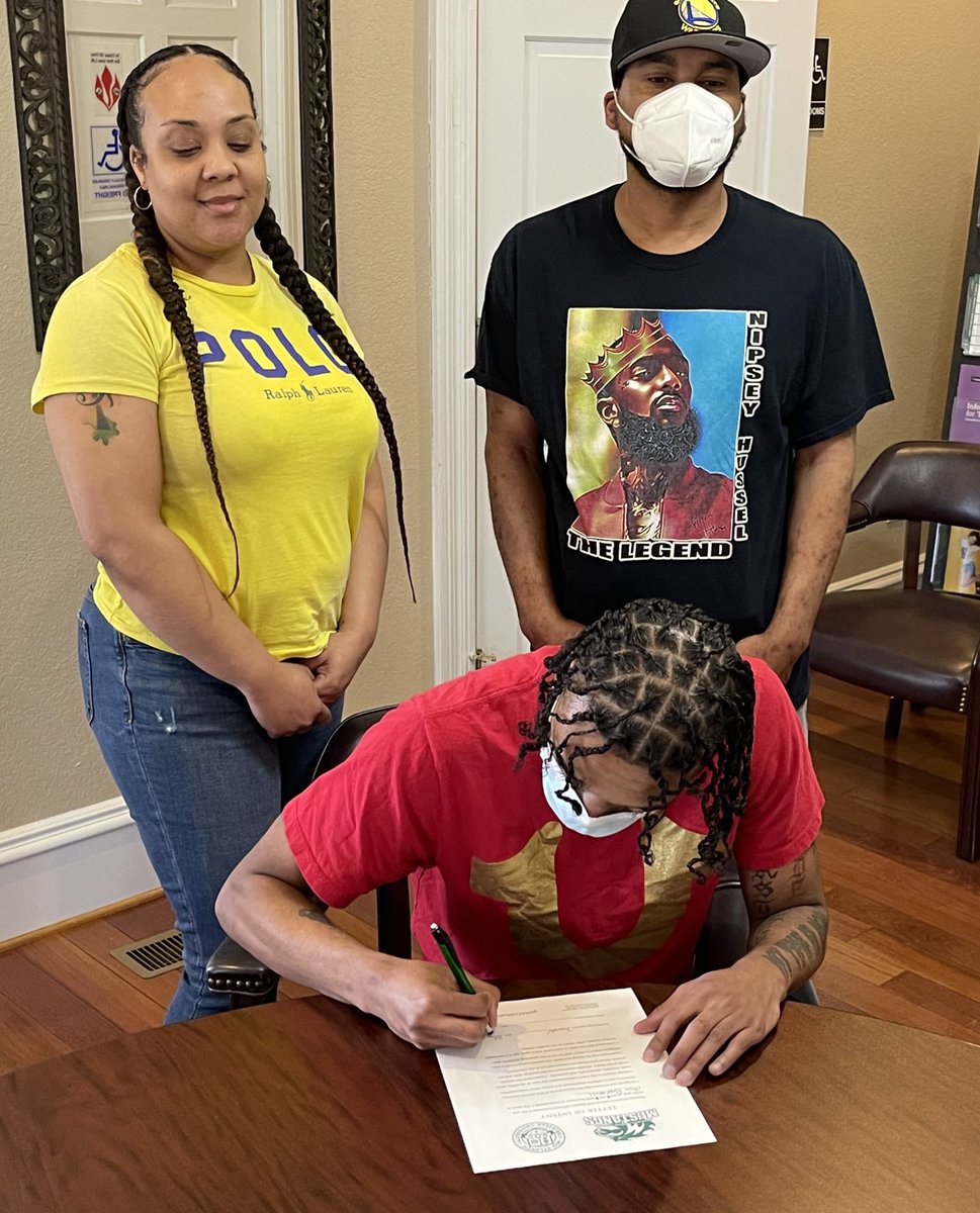 Jeremiah2020NC's tweet image. MACU MBB let’s do this! 🏆🟠🟢🐎
God’s Plan ! Jeremiah 29:11