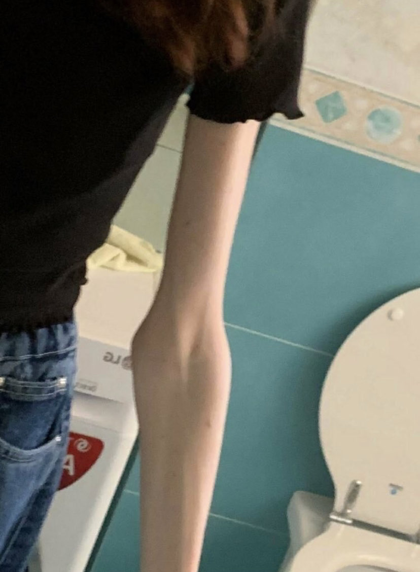 sinkingcorpse's tweet photo. ive been binging a lot lately :/ i need someone to trigger tf outta me 

🏷-edtwt thinspo fatspo egospo ricecaketwt meanspo sweetspo https://t.co/maJxMaUd2b