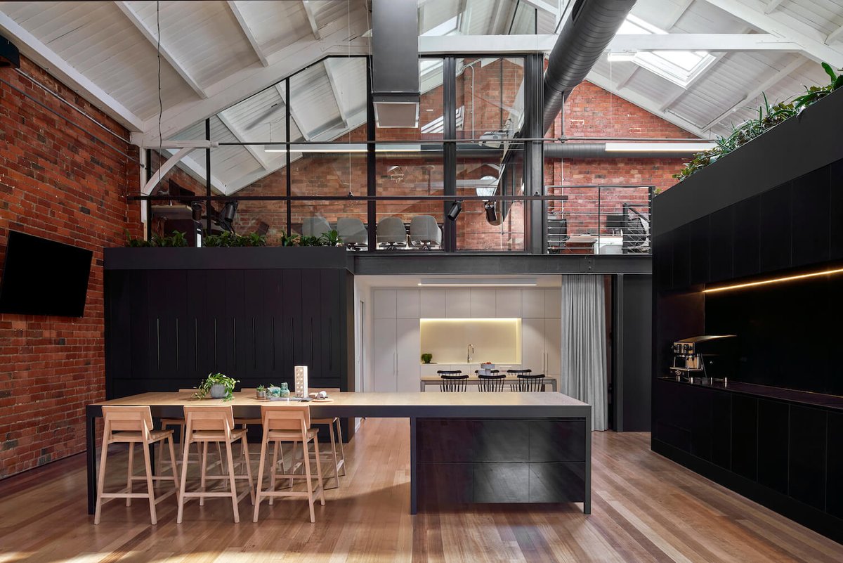 AmazingArchi's tweet photo. REHAU Design Haus in South Melbourne, Australia by Taylor Knights
Read more: https://t.co/vYdkCh8Wir
Photography: Peter Clarke
#melbourne
#australia
#architect
#architecture
#amazingarchitecture
#interiordesign #showroom #offive #photography #design #realestate https://t.co/xsX3WzrEyr