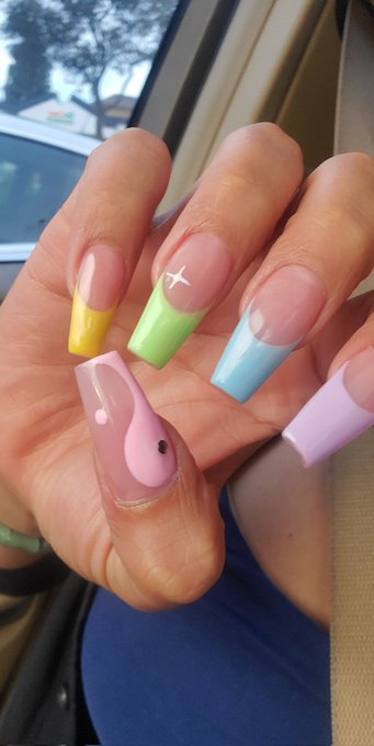 Just give me what I want, so I can put your dick in my mouth already. A bish is hungry 😇 https://t.c