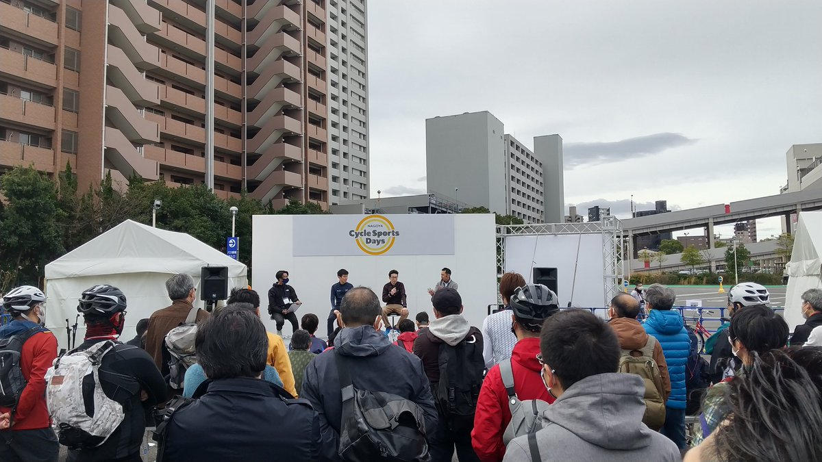 itako1959's tweet photo. #ワクチン3回目
#60代男性
接種後3時間経過
外出から帰宅
発熱感から頭痛と軽い悪寒
喉は変わらずいがらっぽい😅
風の強い中、🚴♂️行ってきた🤣
#cyclesportsdays https://t.co/oKOKSiheCz