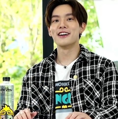 CTPPM_'s tweet photo. ครูพี่เตอร์หัวเราะได้อร่อยมากก5555

#ครูพี่เตอร์EP5 #CTRPANUWAT https://t.co/DctrZZMfgG