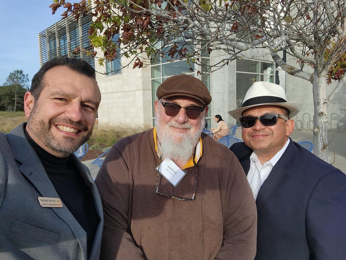 SupervisorAlejo's tweet photo. Came to support my friend former State Senator #BillMonning at a reception & talk this evening at California State University, Monterey Bay for his legislative archives! Great turnout of friends & community!✊🏽 @CSUMB @billmonning https://t.co/rntxHq1qYV