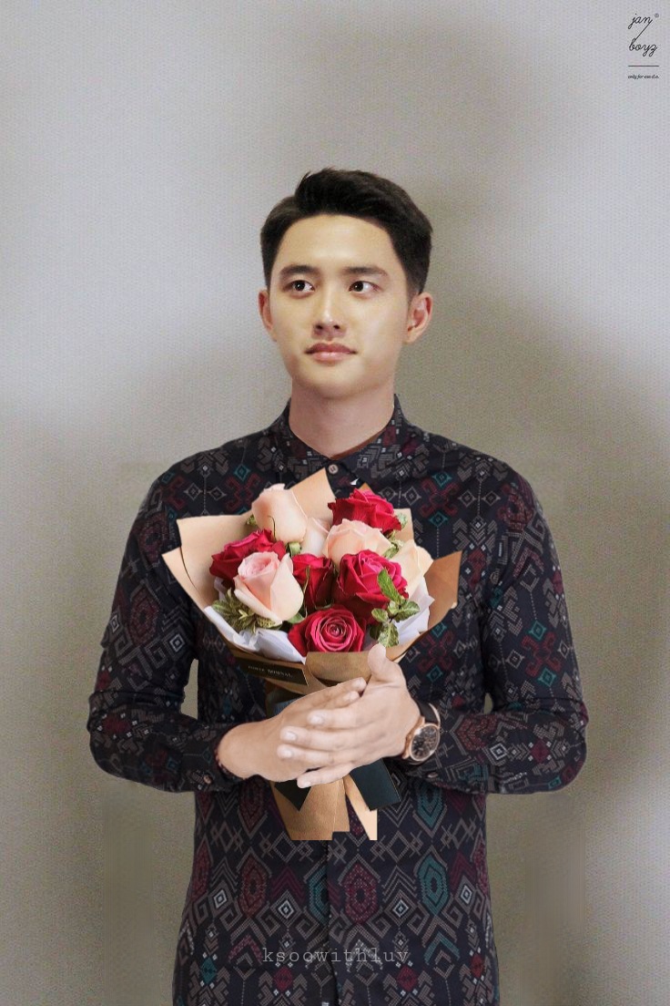 kiungsso's tweet photo. kyungsoo pake batik yg berhasil gue kumpulin. GANTENG BANGET BANGET BANGET🥰😘🥺❤️😍✨

ctto https://t.co/Ogy6v8Ym3w