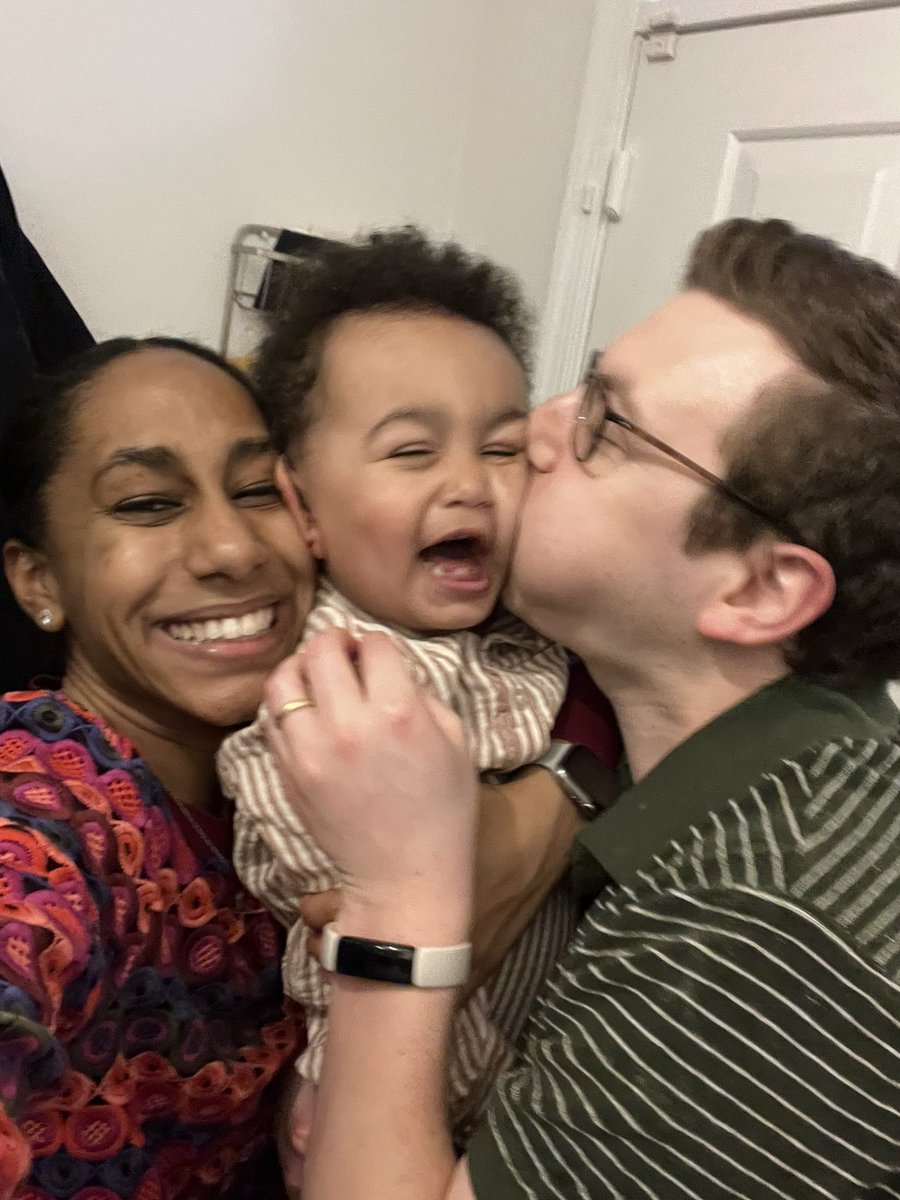 Hannah Abigail Cooper Bank tweet media