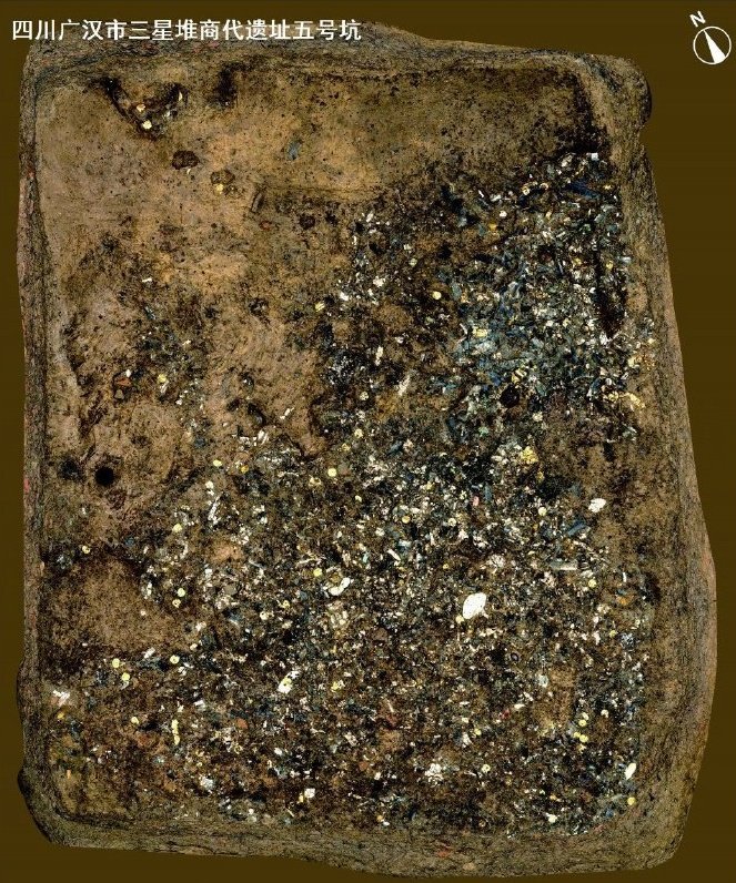 China_Fact's tweet photo. A total of six archaeological projects including the Sanxingdui Ruins in China's Sichuan Province were made public by the Institute of Archaeology under the Chinese Academy of Social Sciences on Friday as "China's 2021 Archaeological Discoveries of the Year." https://t.co/IyJ055RdHo
