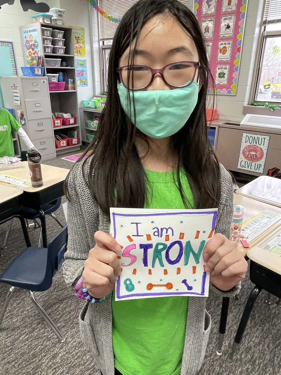 Miss Ott tweet media