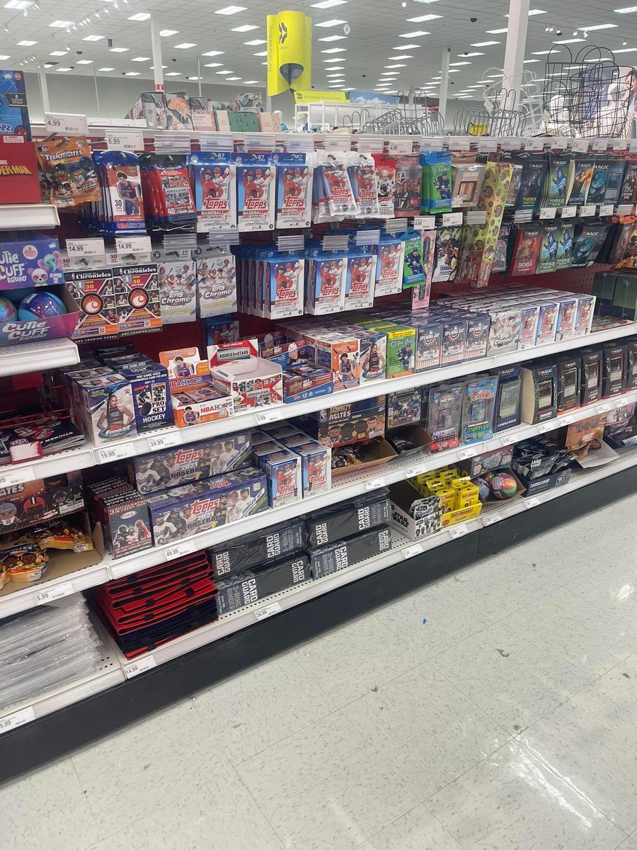 DFWRestock's tweet photo. 🔥Restock Alert 🔥

Target Richardson square mall. Richardson, TX. Approx 7:30pm
Happy hunting! #dfwrestock #texastcgrestock #pokemontcg #panini https://t.co/biLRuzklZR