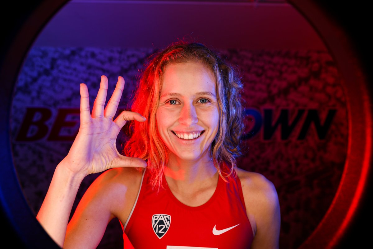 ArizonaTrack's tweet photo. Two Cats place in the top-five of the 1500m run!

@gracedriskill  and @MaddyC25 come in with times of 4:34.19 and 4:35.74 respectively, which are both personal bests!🌟 https://t.co/m5vvwk60ay
