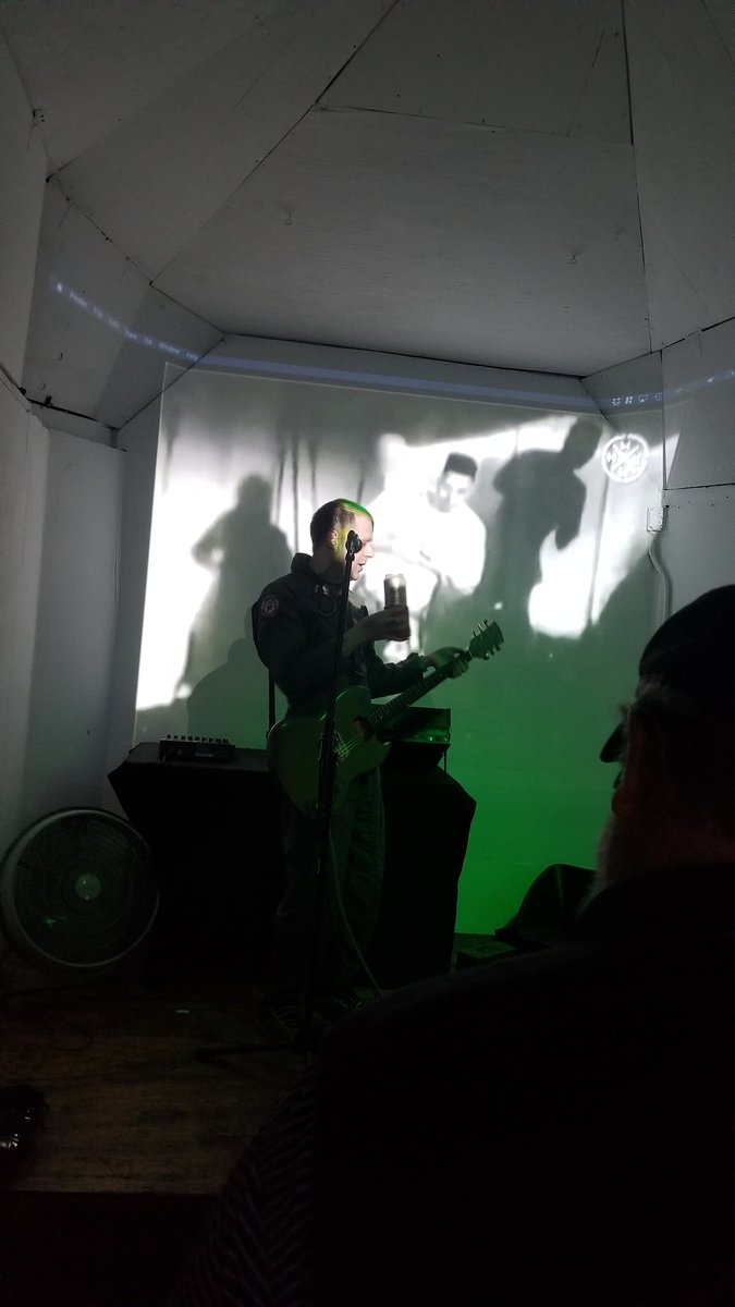 DonutShoes's tweet photo. The dude of the hour @LDisinfect SHREDDING https://t.co/cy24E50kRA