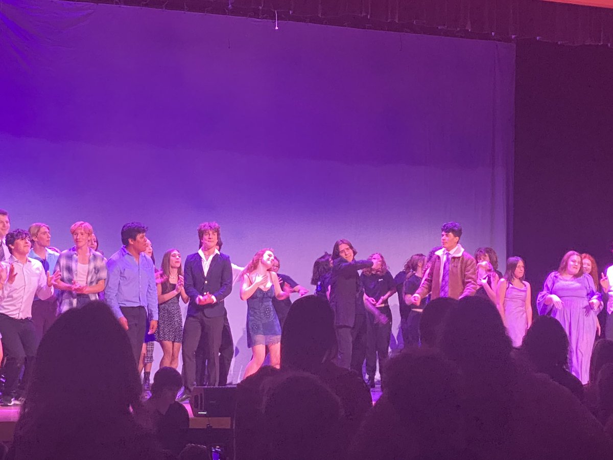 Lauren Santabarbara tweet media