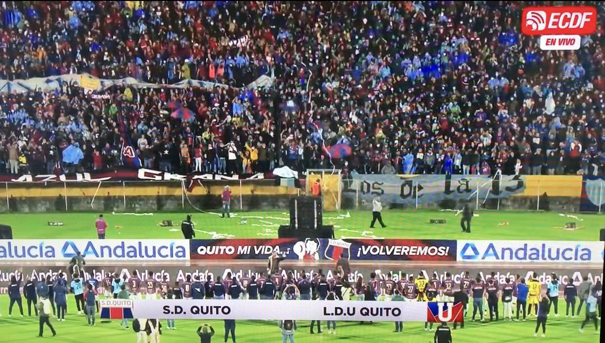 • Deportivo Quito demuestra que es un equipo de primera 😉 y su hinchada fiel y numerosa, lamentablemente hoy el camino por recorrer es largo pero como dice su frase #Volveremos 😎👏🏼

#DeportivoQuito VS #LDUQ 💪🏼