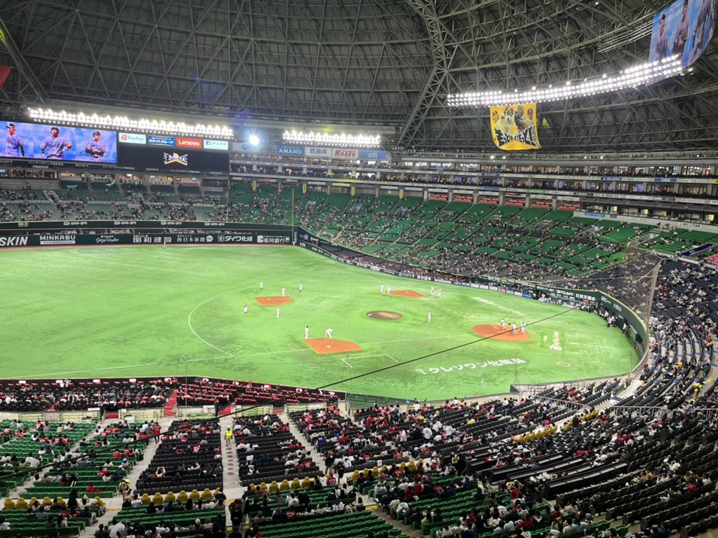 nipper4218's tweet photo. 富裕層の席 https://t.co/ZgBB2SnH1S