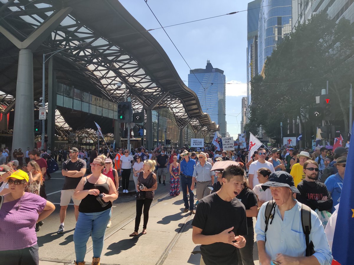 Keeping up the pressure!
#Melbourneprotest #melbournefreedomrally