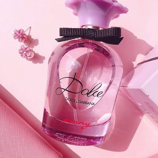 itsopalnaaa's tweet photo. #แจก จ้า น้ำหอม Dolce &amp; Gabbana น้องกลิ่นน่ารักมากจีง เดือนนี้เดือนเกิด ว่าจะแจกแต่ลืมตลอด🪞🎀🔮

แค่รีทวีต+ฟอล นะค้า

ใครใจดีเม้นขนมอร่อยๆให้หน่อยจ้า จะตามไปกิน 😆 555555 https://t.co/148fhYziKz