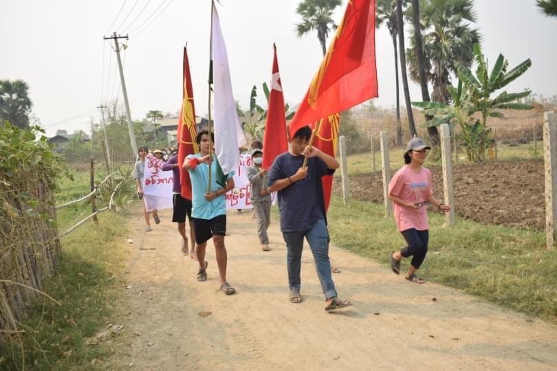 spring_2021's tweet photo. Multi-Villages strike from Northern Salingyi and Eastern Yinmarpin Tsp marched on streets to protest against Military Dictatorship.

#VillagesBurntDownByJunta
#2022Mar19Coup
#WhatsHappeningInMyanmar https://t.co/mvLUujHQWr