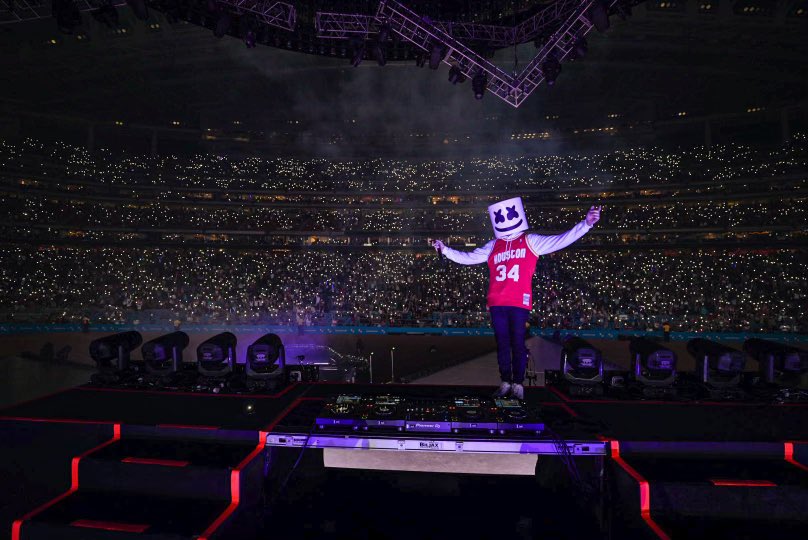 marshmello's tweet photo. Wow @RODEOHOUSTON tonight was insane https://t.co/lXX5LH44Np