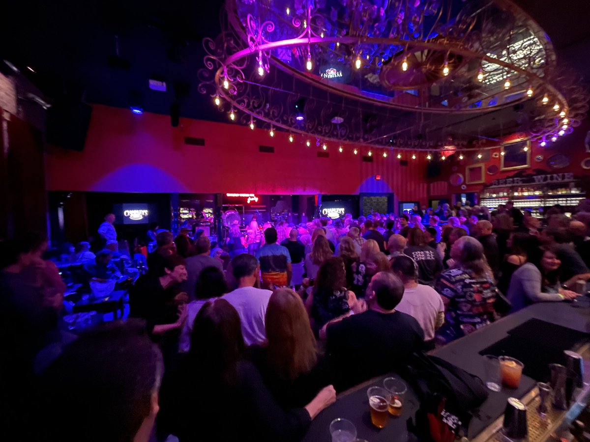 ZepLive's tweet photo. Great zeppelin crowd tonight 3/18/22 at Charley’s in Los Gatos, CA. Great to be returning to “normal.” https://t.co/2vNIO3WHAN