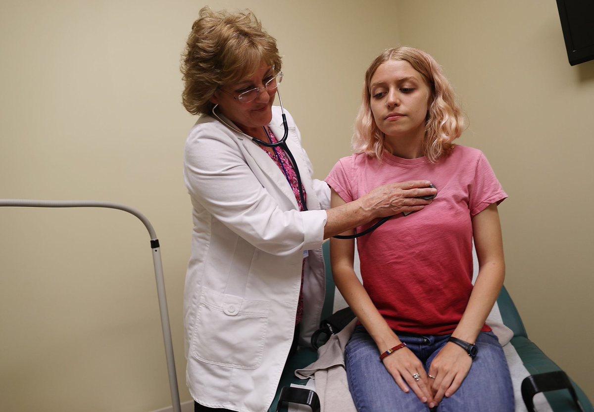 RevelationNews's tweet photo. #Washington’s new abortion law prohibits #lawsuits against out of state mothers who seek an #abortion in the State of Washington, or anyone who aids them. The law is designed to circumvent “#heartbeat”abortion bans which range from 6 to 15 weeks. See https://t.co/4x6987LCzU https://t.co/wDpJLR4XnT