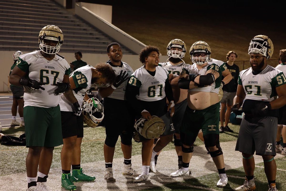 Gavin_Robbins54's tweet photo. Family is more than just blood #AKBs https://t.co/DwRYOz3EMN