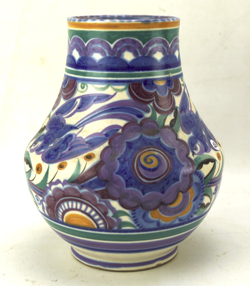 MendipAuctions's tweet photo. CATALOGUE is now ONLINE for the Tuesday 22nd March auction of Interiors and Collectables with lots of eye-catching glass and ceramics like this Poole pottery vase or Beswick model of an elephant and tiger.
Viewing in the saleroom on Monday 21st March from 10am-7pm https://t.co/GyB2NIbnXE