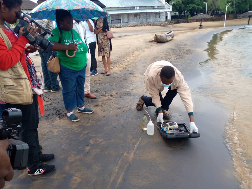 malatamathews's tweet photo. MEPA fines Salima Blue Waters Hotel MK5 million 4 discharging fecal matter into Lake Malawi.
If you u v been there, imagine  all your fecal matter may have ended up in Lake Malawi. Probably next day u spent whole day swimming in the Lake. 
Going there again?

What do ou think? https://t.co/4t4qS1E0aY