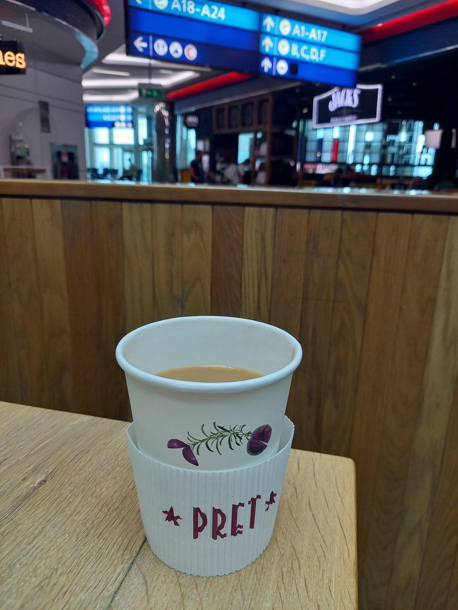 ThomasDebbieann's tweet photo. #HomewardBound Panad before boarding ☕ #Backtotherealworld https://t.co/fOC4TIMc2g