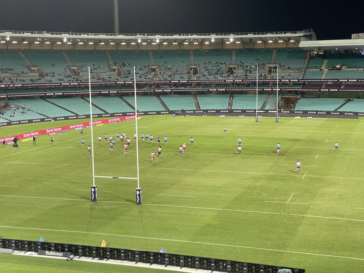 Great to be back at @SCG watching ⁦@NSWWaratahs⁩ . Go the Tahs !