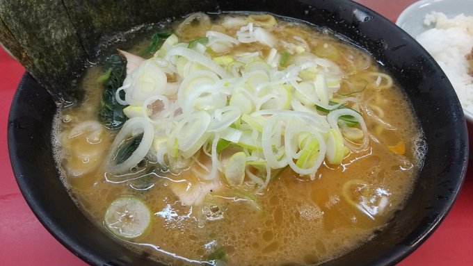 早朝からの家系はおじさんにはなかなか堪えますな。 