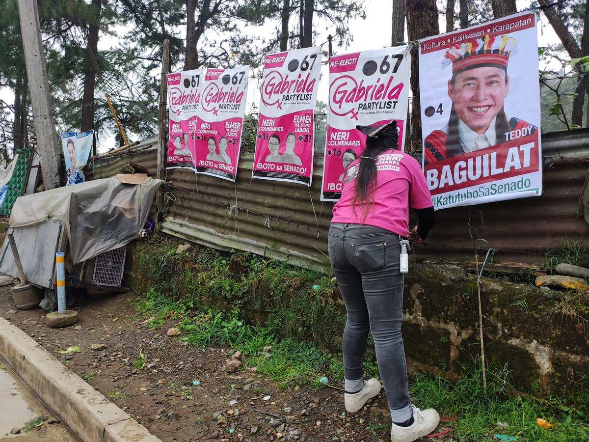 Gabriela Women's Party-Cordillera volunteers are now at Naguilian Road, Baguio City. We power on for the sole representation of women in congress this 291st birthday of Gabriela Silang. 1/2

#67GabrielaPartylist 
#LABANGabriela 
#LabanKababaihan