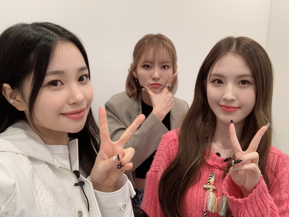 아직 위클리의 마라마블 안 본 데일리 읍제~?😎
시청 이벤트도 하고 있으니 구독 잊지 말기☝
youtu.be/uoPbLzragEQ

#Weeekly #위클리 #리그오브아이돌_위클리 #리그오브아이돌 #잼스터