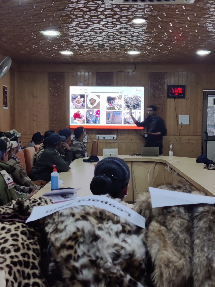 #WTIatWork conducted a 2-day interactive workshop & capacity building on tackling illegal #wildlife #trade for CISF personnel in Srinagar #airport Images from the just-concluded event #JammuKashmir