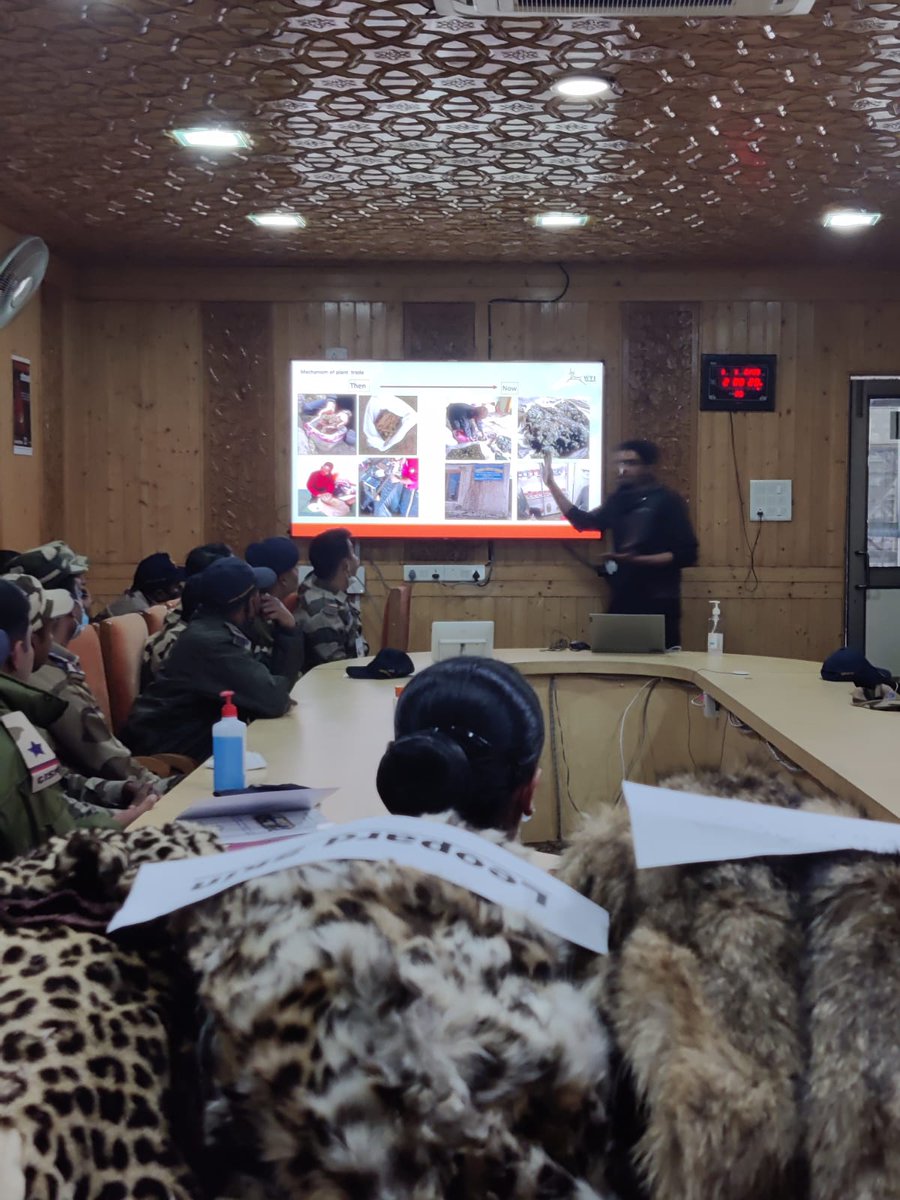wti_org_india's tweet photo. #WTIatWork conducted a 2-day interactive workshop &amp; capacity building on tackling illegal #wildlife #trade for CISF personnel in Srinagar #airport  Images from the just-concluded event #JammuKashmir https://t.co/uT95z1Y3Iy