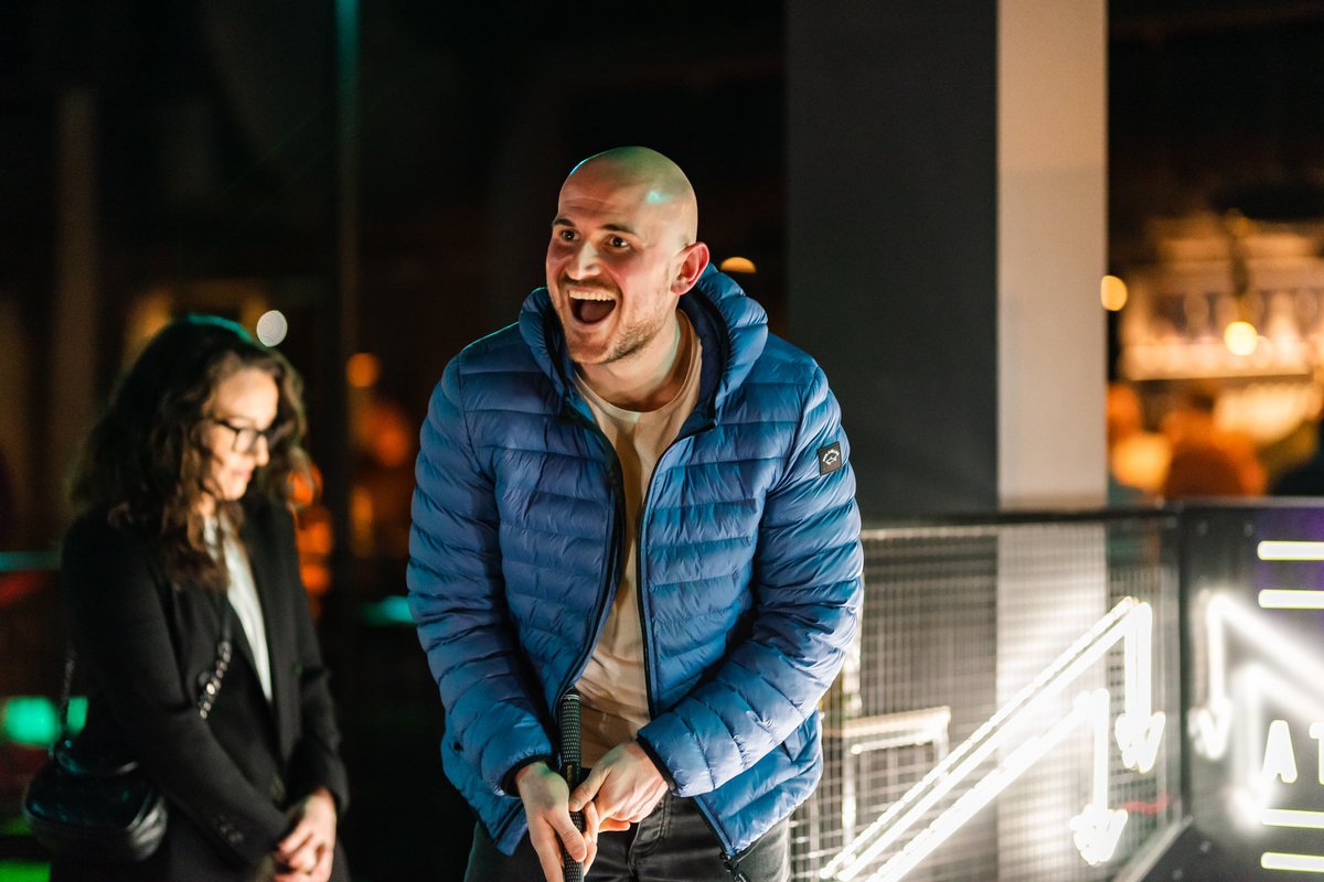 Our doors open at 12:00 today! Catch us before, during or after the rugby! Walk ins available for a drink or a bite to eat 🍹 🍔