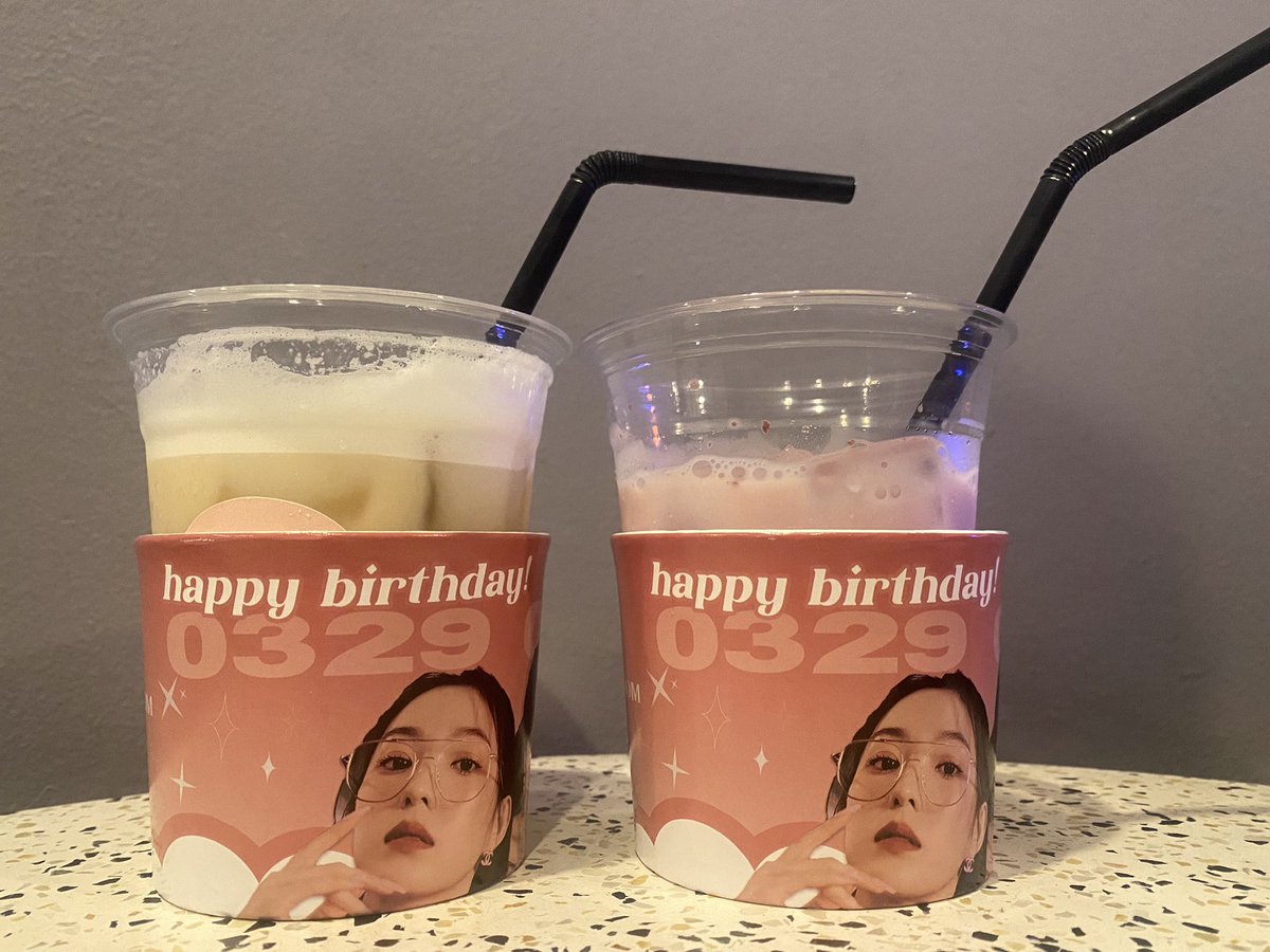 zzbrv's tweet photo. 💜💗💜💗 #YereneInBloom 

thank you @abseuiute &amp; @springwjoy for organising this event 🥰!! https://t.co/6xcQL2x5fO