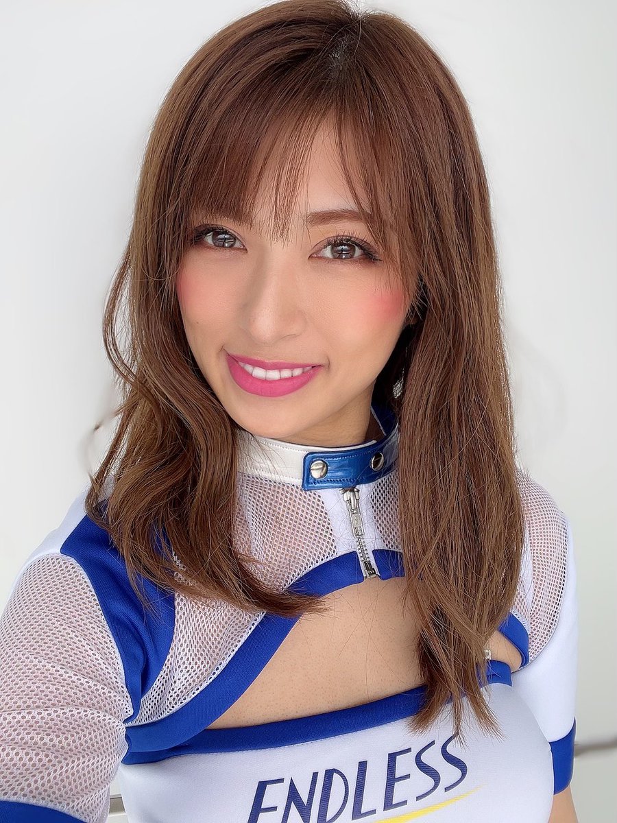 2022年エンドレスレディの白川さくらです🌸 新しいコスチュームで心機