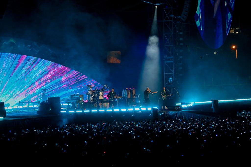 CarlosAlvQ's tweet photo. ¡Empezó #MusicOfTheSpheresWorldTour! @coldplay abrió su tour mundial en Costa Rica gracias a nuestra red eléctrica renovable, generación de energía limpia en un 99,9% 

Nobody said it was easy 🇨🇷
Nadie dijo que sería fácil 🌿

#ColdplaySanJose https://t.co/zRkkakNWTi