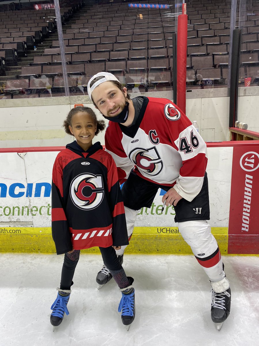 wilsonjade18's tweet photo. Thanks @CincyCyclones for such a fun night! https://t.co/XMzEksSNkE