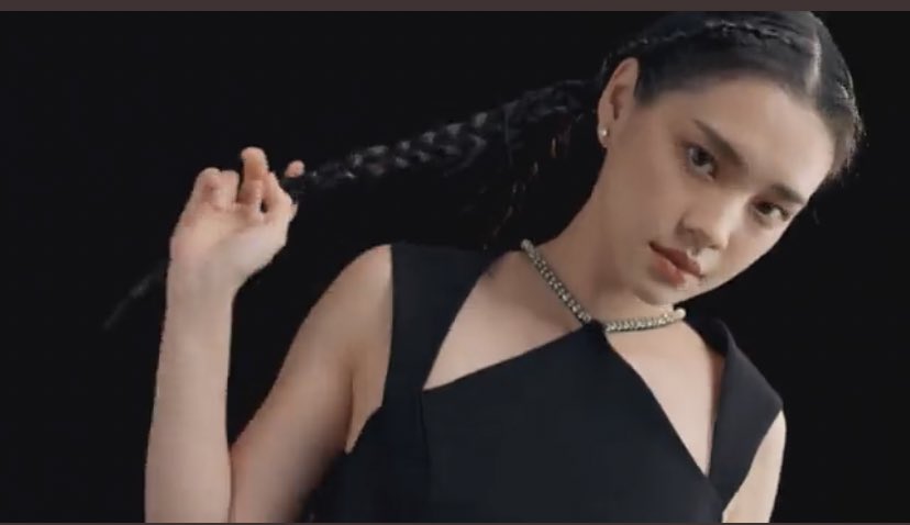 อิ่มแล้วค่ะเที่ยงนี้ อิ่มความสวย
 
𝗖𝗮𝗽𝗖𝗵𝗲𝗿 𝘀𝗵𝘂 𝘂𝗲𝗺𝘂𝗿𝗮

#เฌอปรางxshuuemura