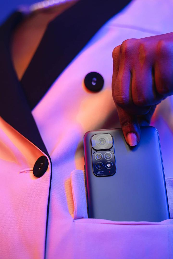 Yeesyrah's tweet photo. More than just a smartphone, #RedmiNote11S sleek design is a fashionistas accessory 🧡 #RedmiNote11Series #RiseToTheChallenge #Xiaomi #Hamazcomm https://t.co/iUq7NsG87m