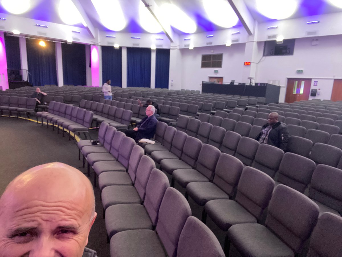 bcc_tweets's tweet photo. BCC blokes up early, laying hold of God and laying hold of heaven - in prayer &amp; intercession! #strongermen #mpower #prayer #men #bccLife #transformedlives https://t.co/2zuvU8lxRK