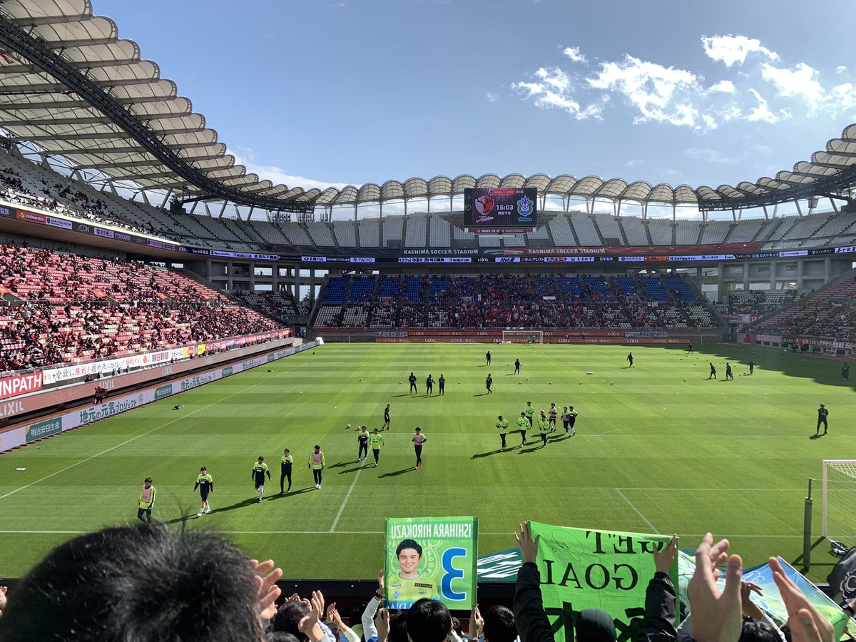tomoissy7's tweet photo. 暑いですここだけ夏かもしれません https://t.co/8oTnwwh7Zr