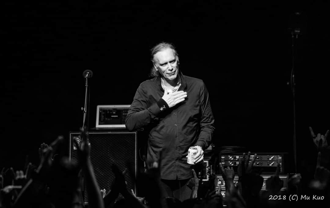 MrBig_band's tweet photo. Happy B-Day to the ONE &amp; ONLY bass master - Billy Sheehan! 😽😽😽😻😻😻

(Photo credit to Mu Kuo) https://t.co/QebSvWBqR0