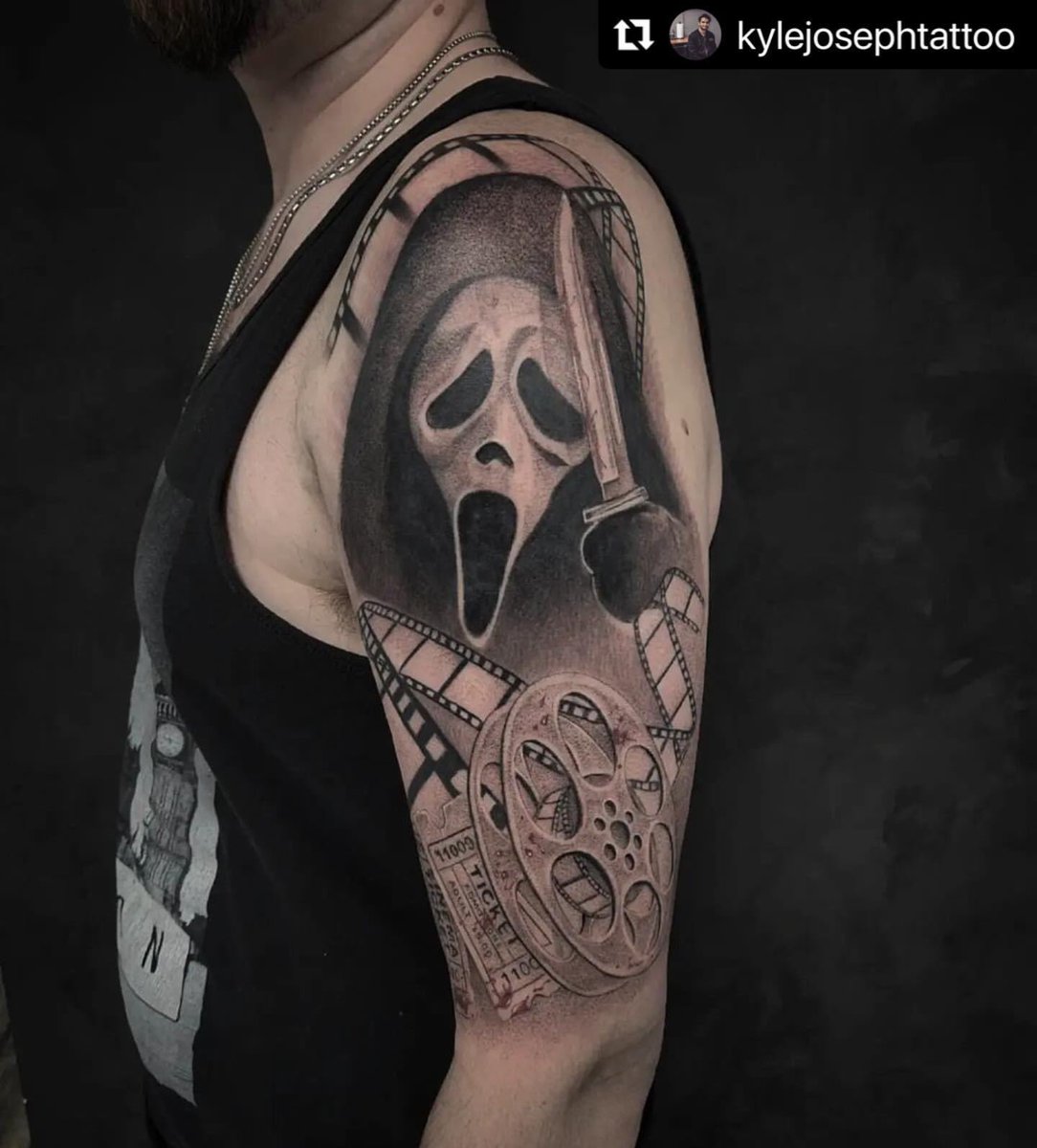 Screamghostface tattoo  Tattoos Simplistic tattoos Skull tattoo