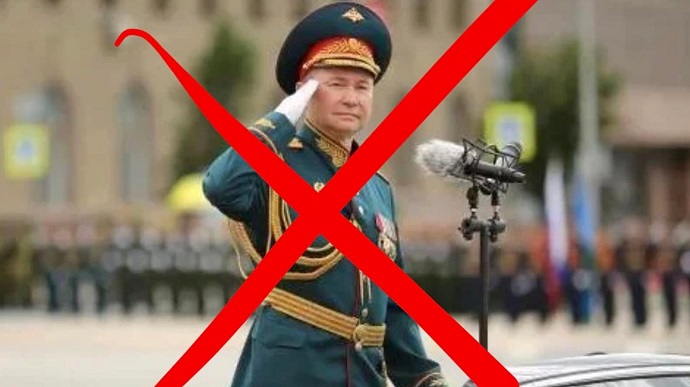乌克兰已经确认：击毙了俄军中将安德烈·莫尔德维切夫，他是俄罗斯南部军区第8军团指挥官。另有消息称，普京下令逮捕了俄近卫军副总指挥罗曼·加夫里洛夫中将。前方将领被击毙，后方将领被逮捕，俄氏特有的大清洗🤣🤣🤣
pravda.com.ua/news/2022/03/1…